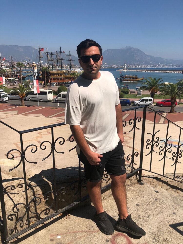  ,   Kamran, 34 ,   ,   