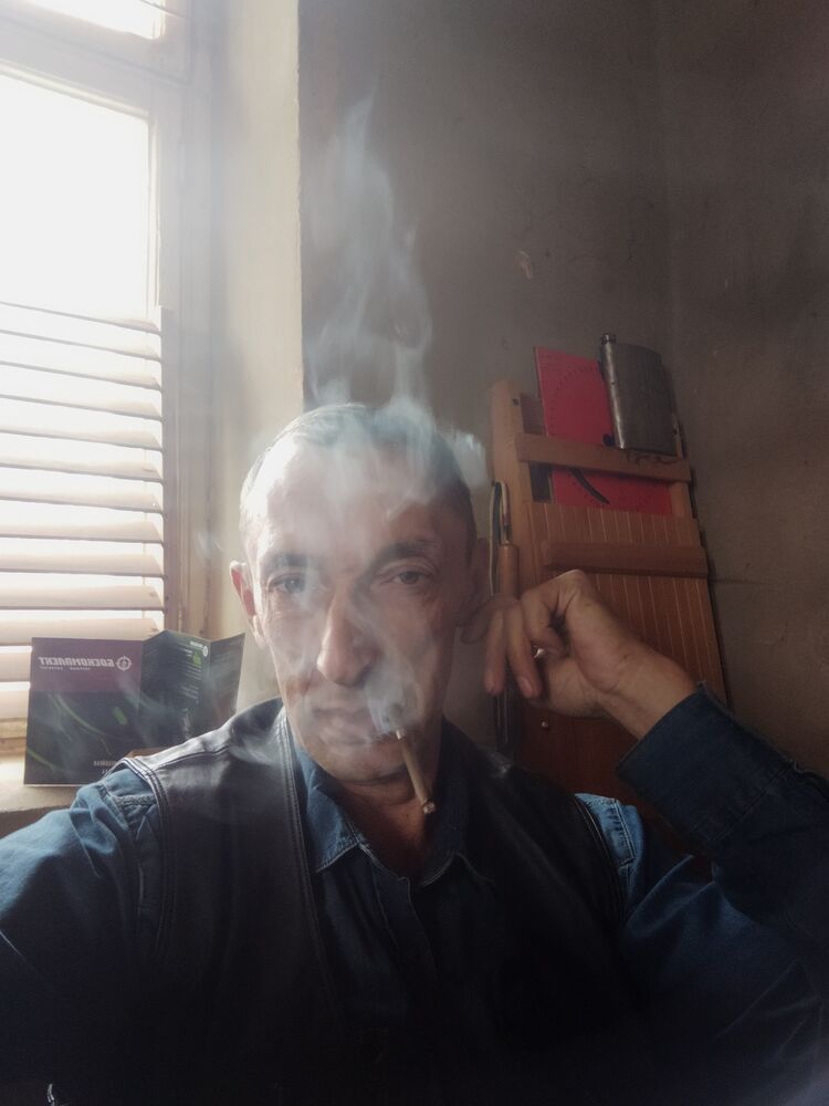 43407917  , 54 ,    