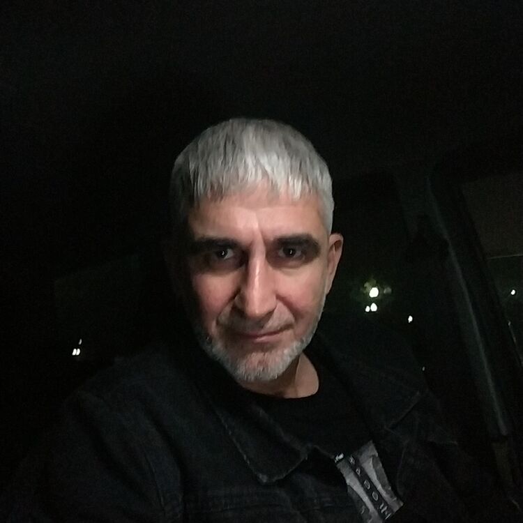  44220467  , 46 ,    
