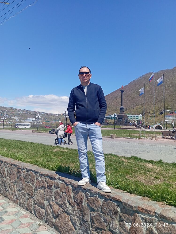  53062677  Kazbek, 40 ,    -