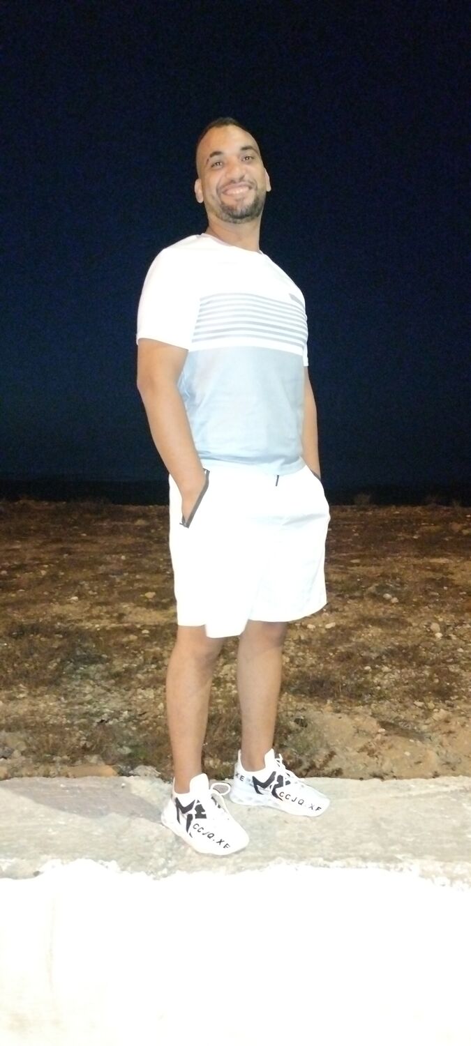  54367097  Rerk, 32 ,    