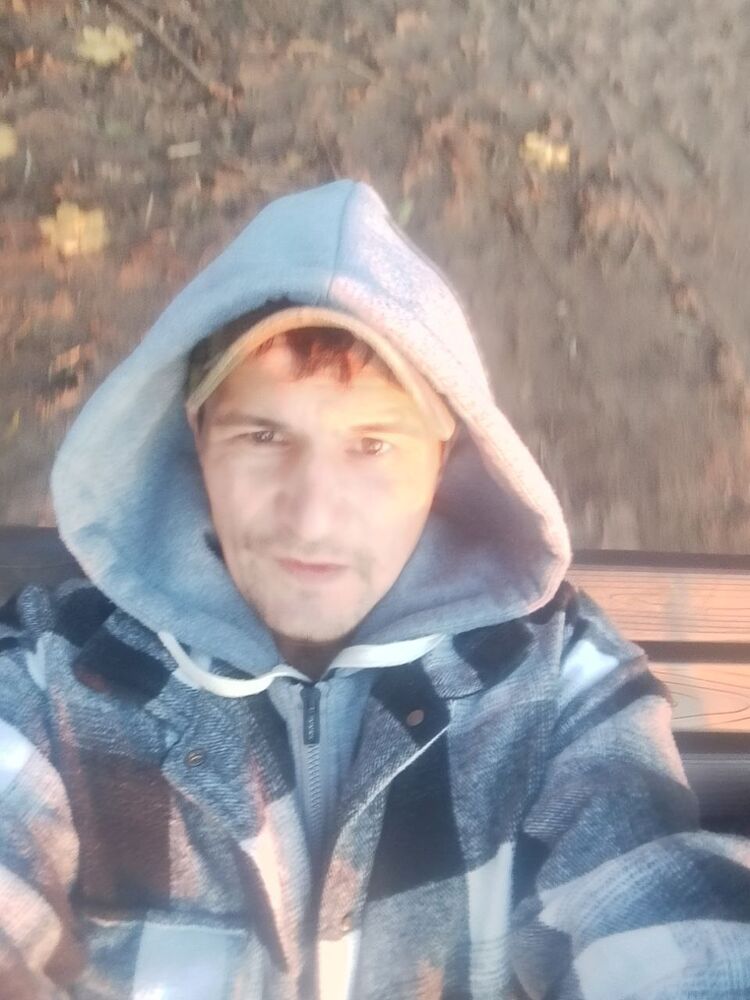  ,   Evgeni, 36 ,   ,   