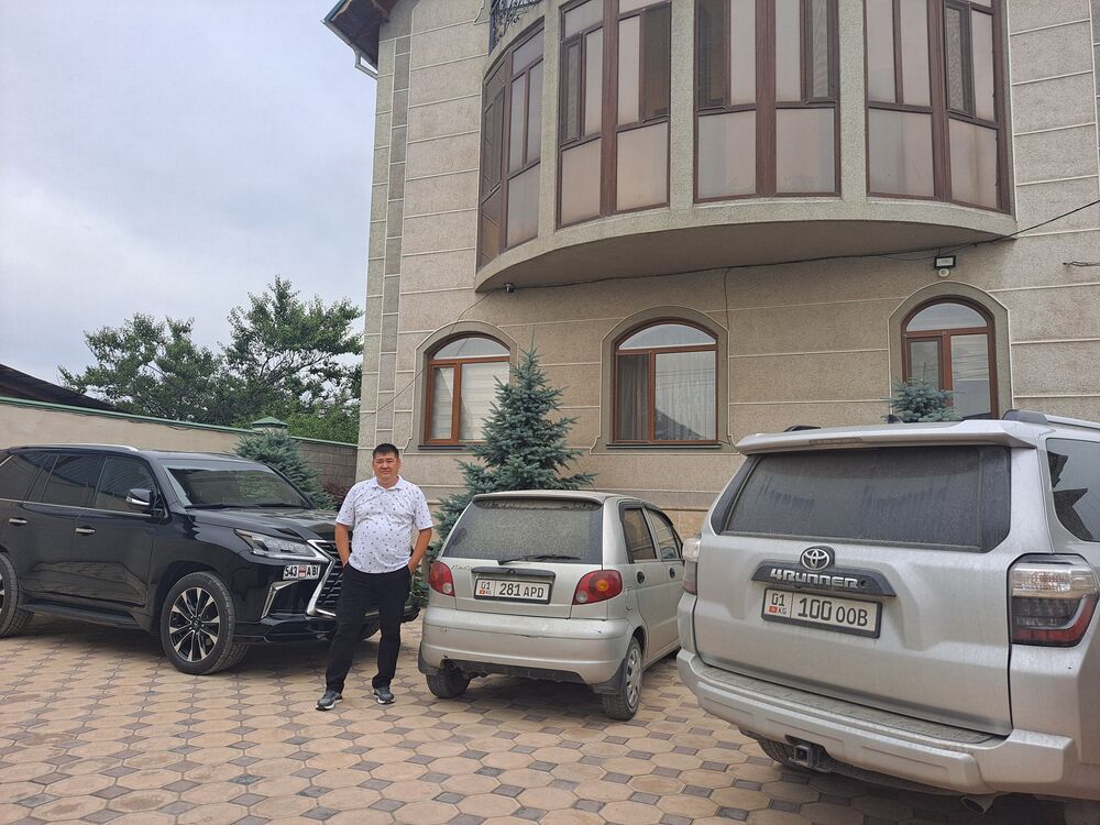  -,   Nurbek, 40 ,   c 