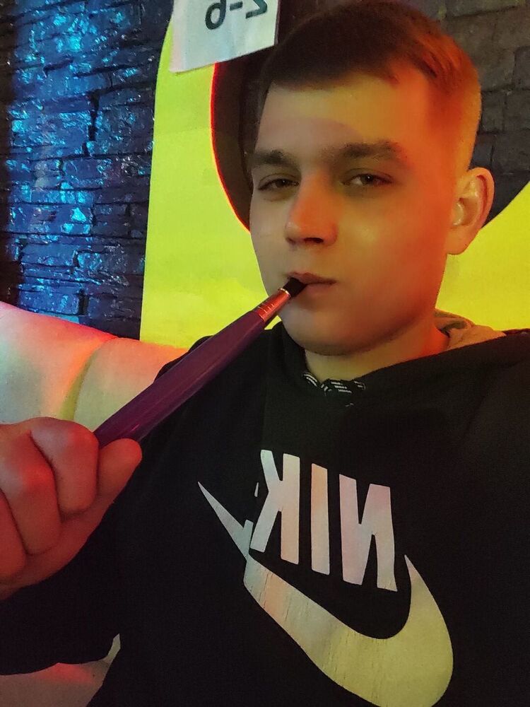  ,   Valera, 25 ,   ,   