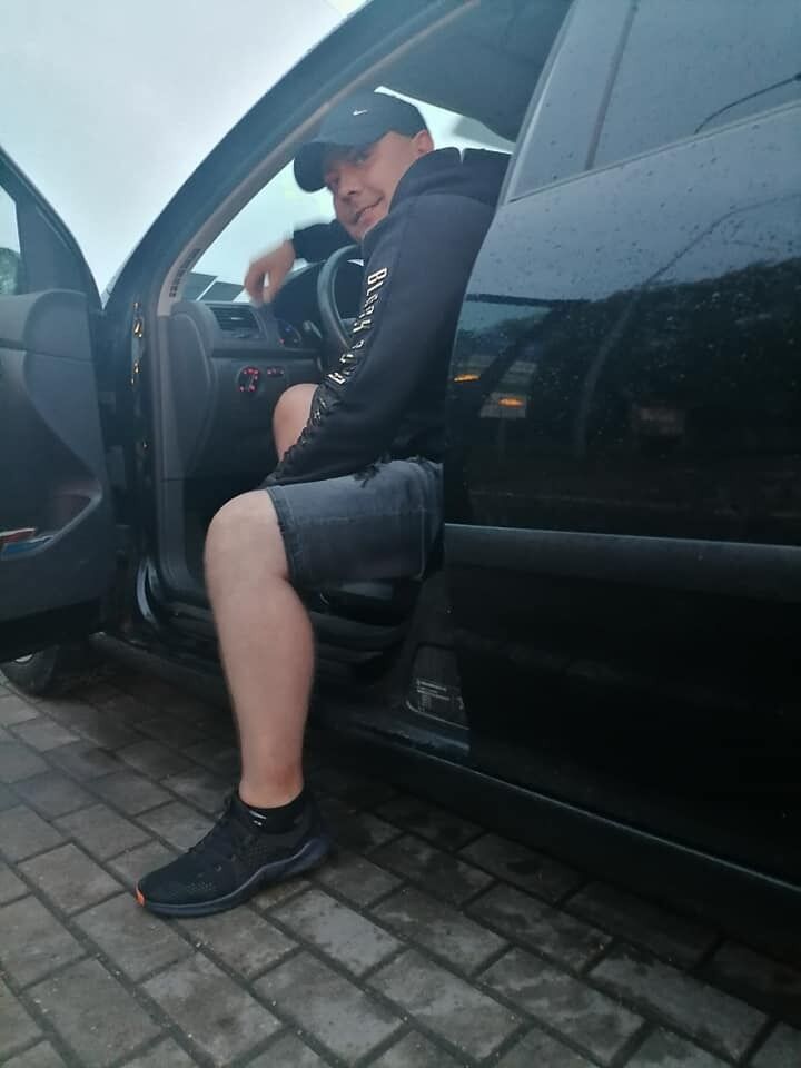  23127337  , 36 ,    