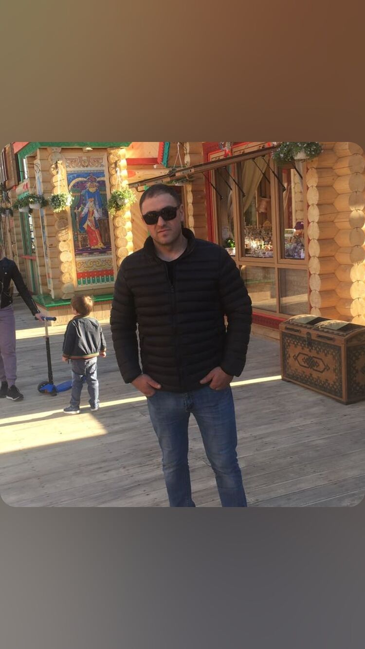  ,   Misha, 37 ,   ,   