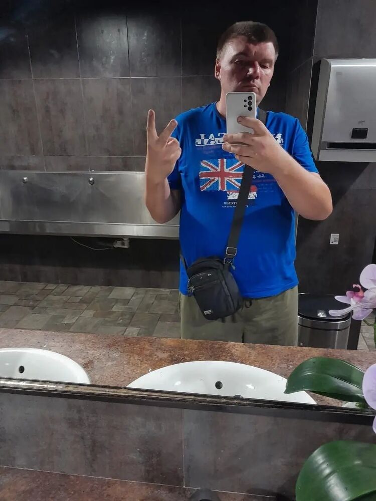  49767517  , 37 ,    --