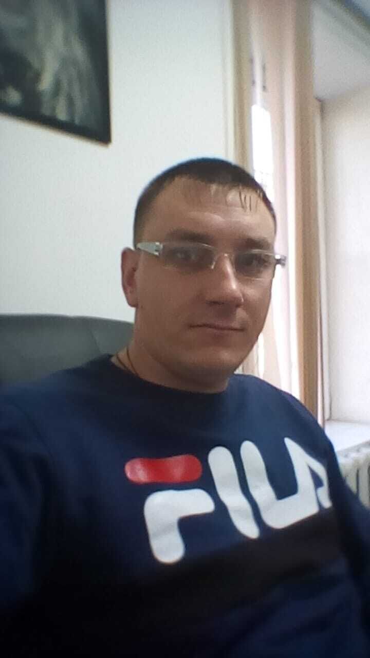  48479077  , 34 ,    