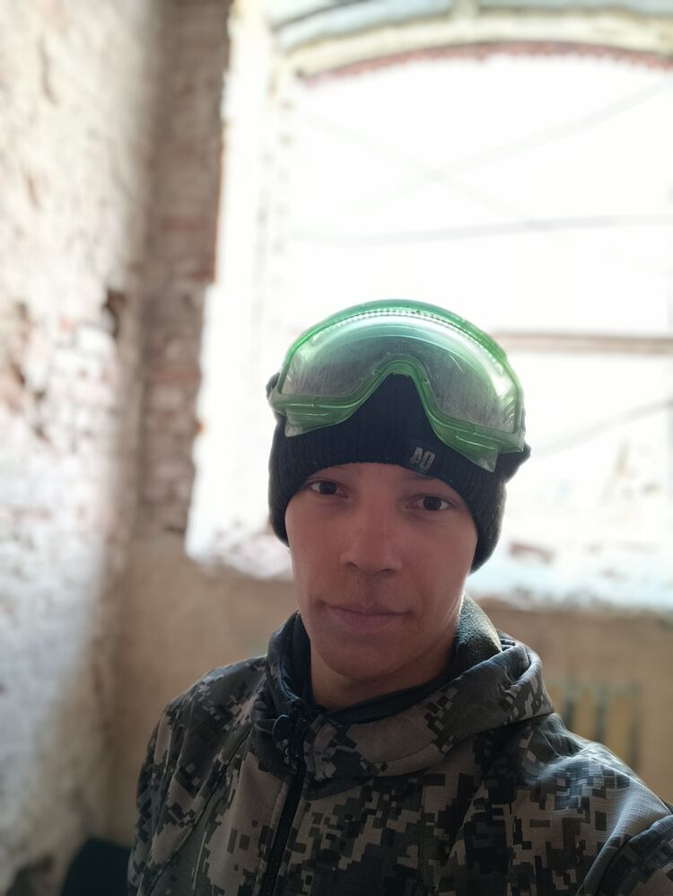  ,   Zhenya, 31 ,   ,   