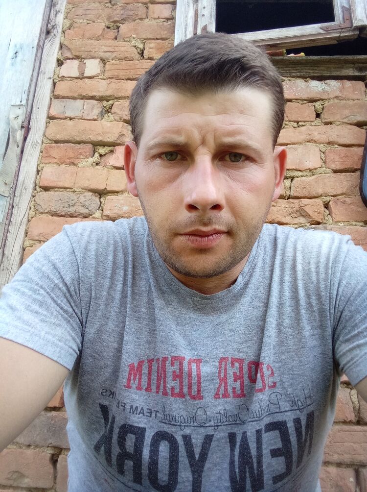  ,   Miha, 35 ,   ,   