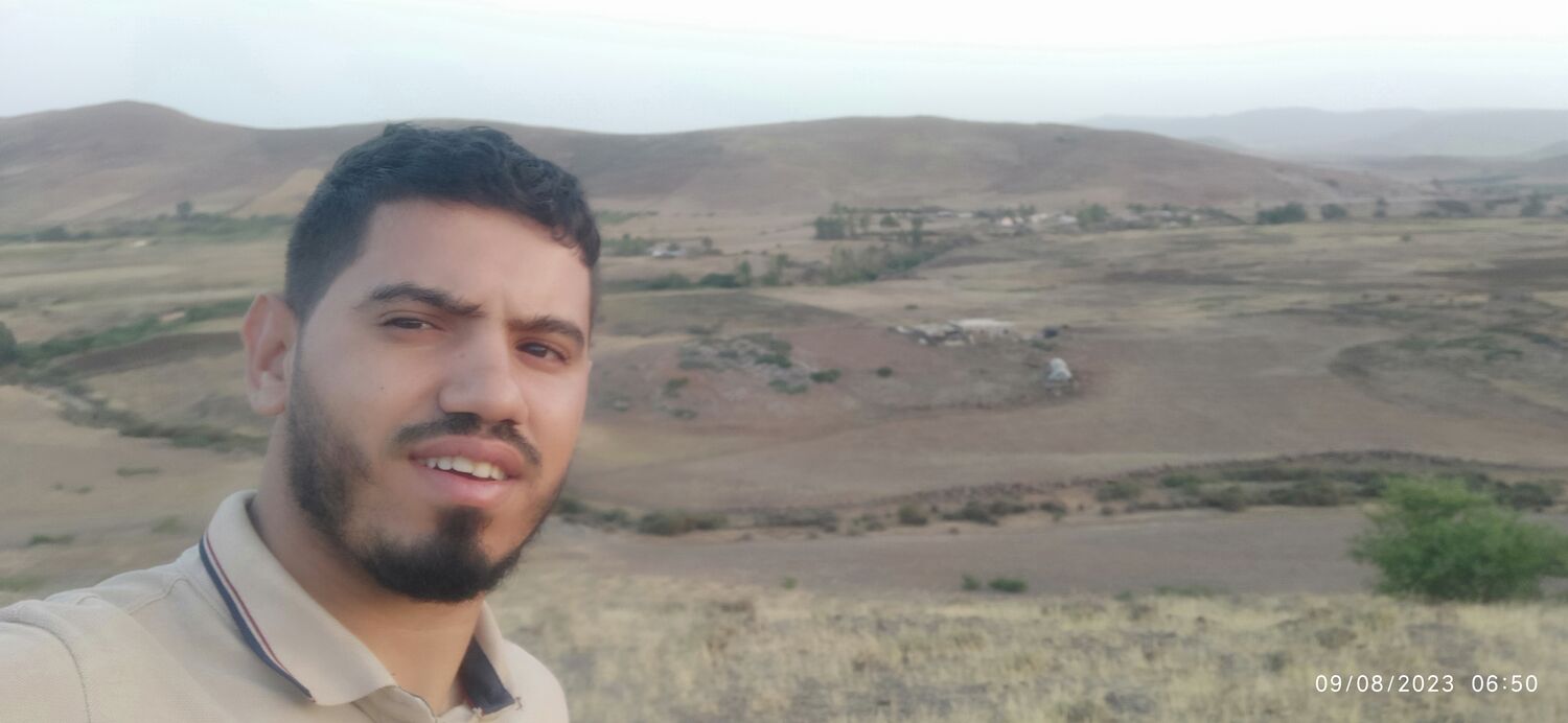  37681817  Mourad khira, 27 ,    