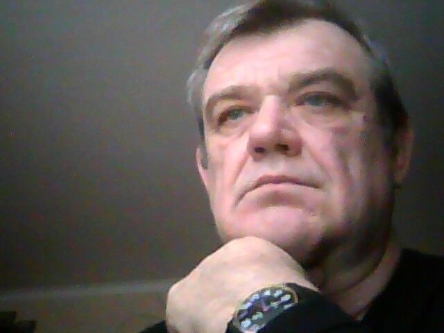  4553577  Aleksandr, 70 ,    