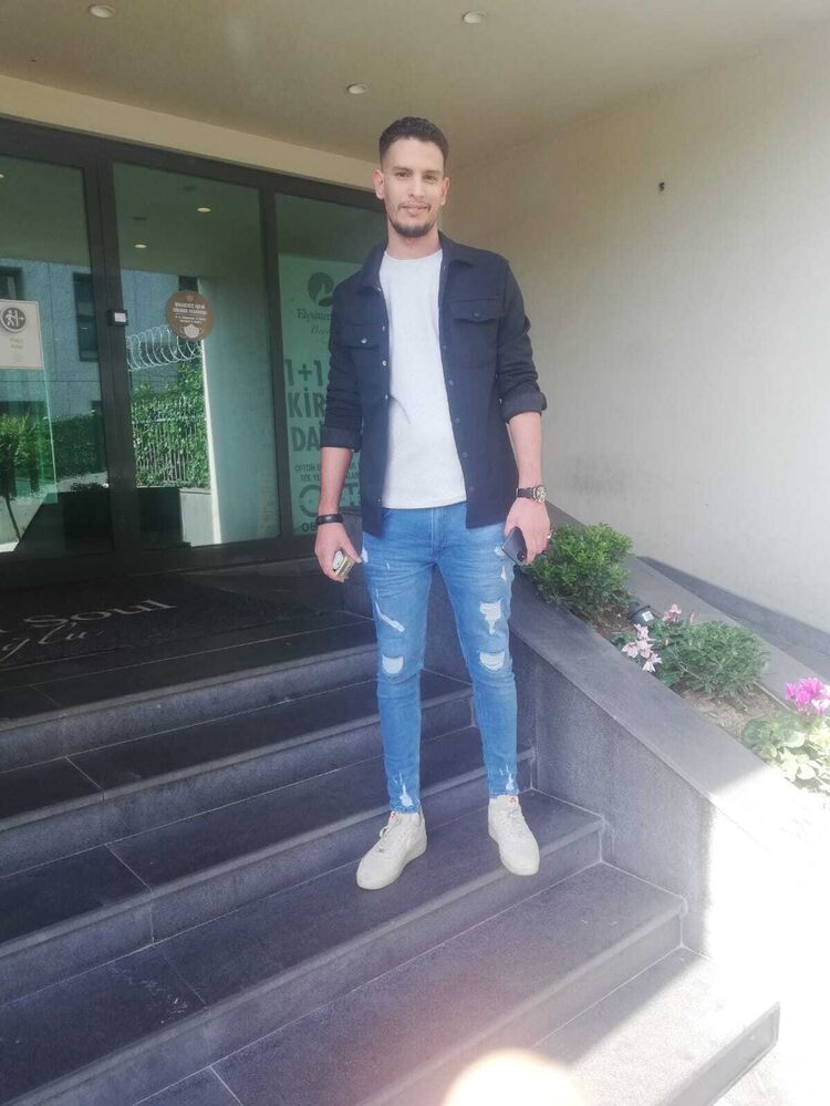  ,   Jamal, 27 ,   ,   