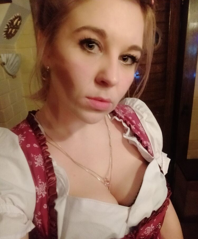  18906927  , 36 ,    