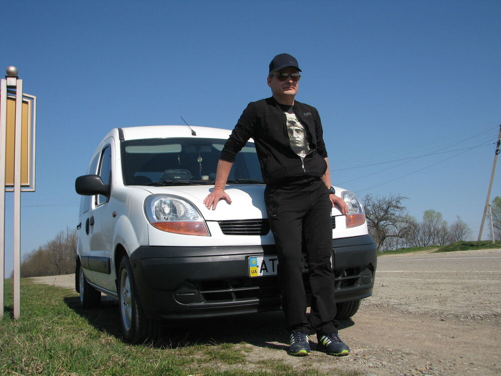  9261227  Andriy, 49 ,    -