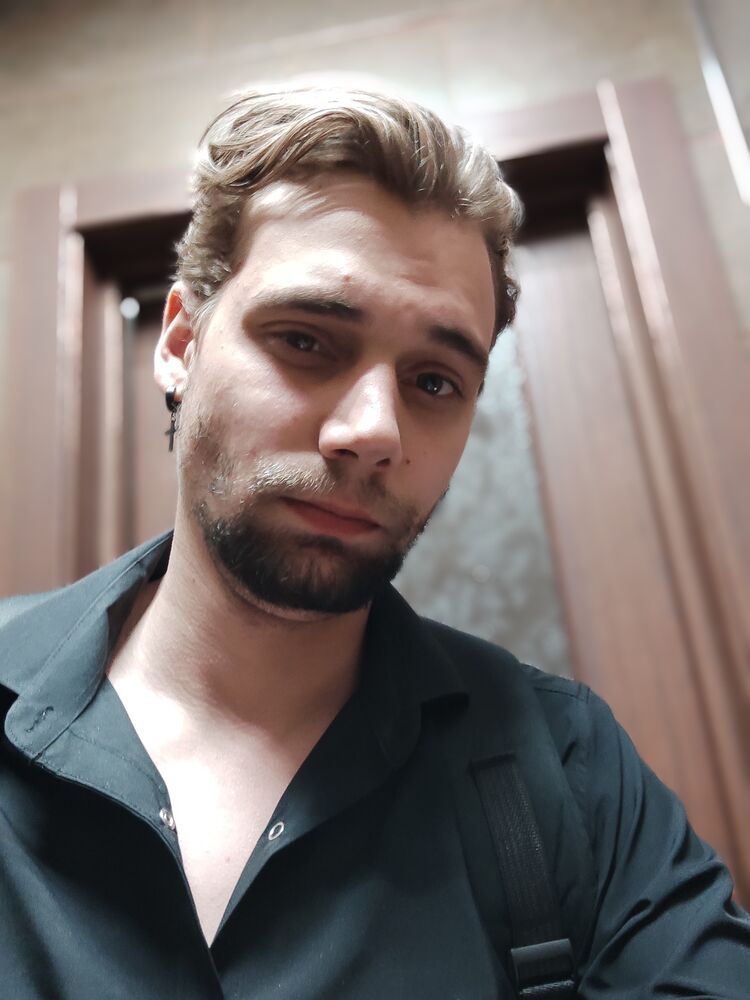  44256307  Vladimir, 25 ,    