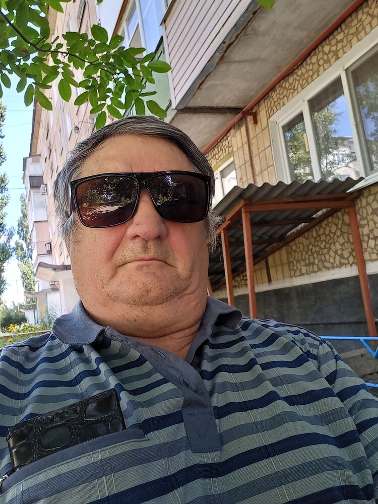  40893897  , 80 ,    