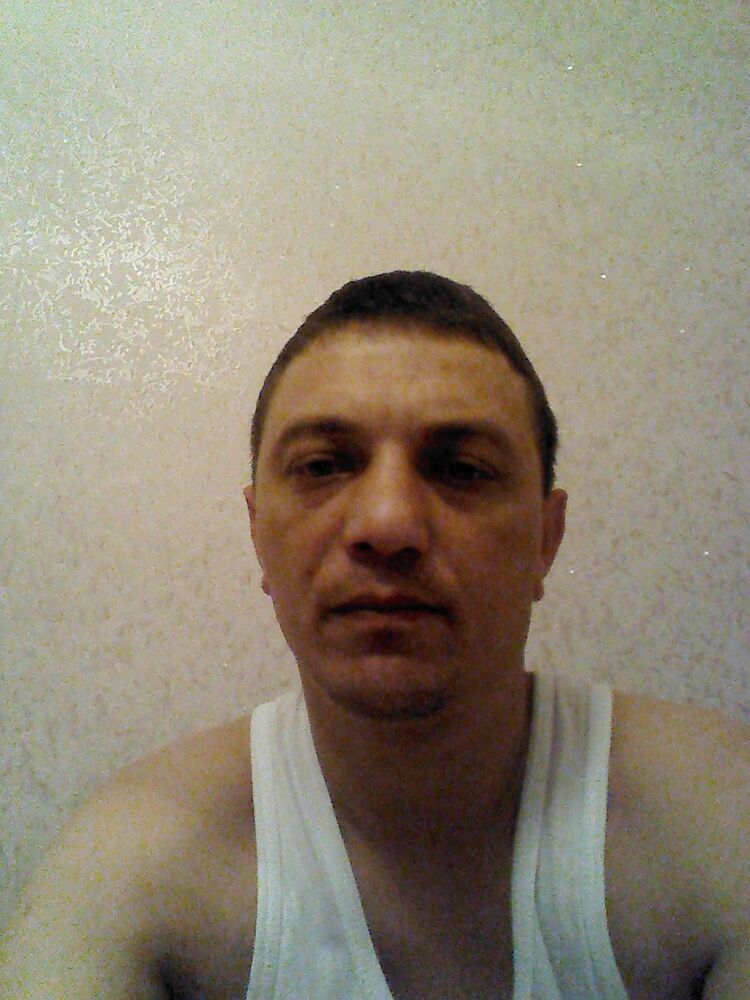  5609577  Vasile, 45 ,    