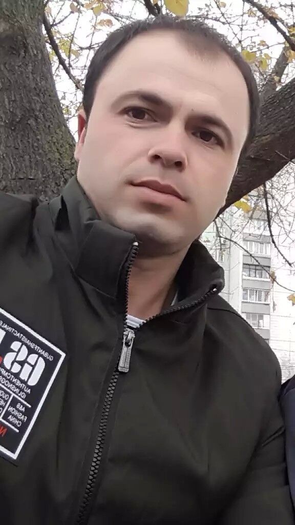  18145327  , 34 ,    