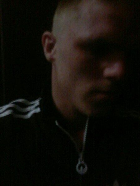  46779377  No Name, 33 ,    