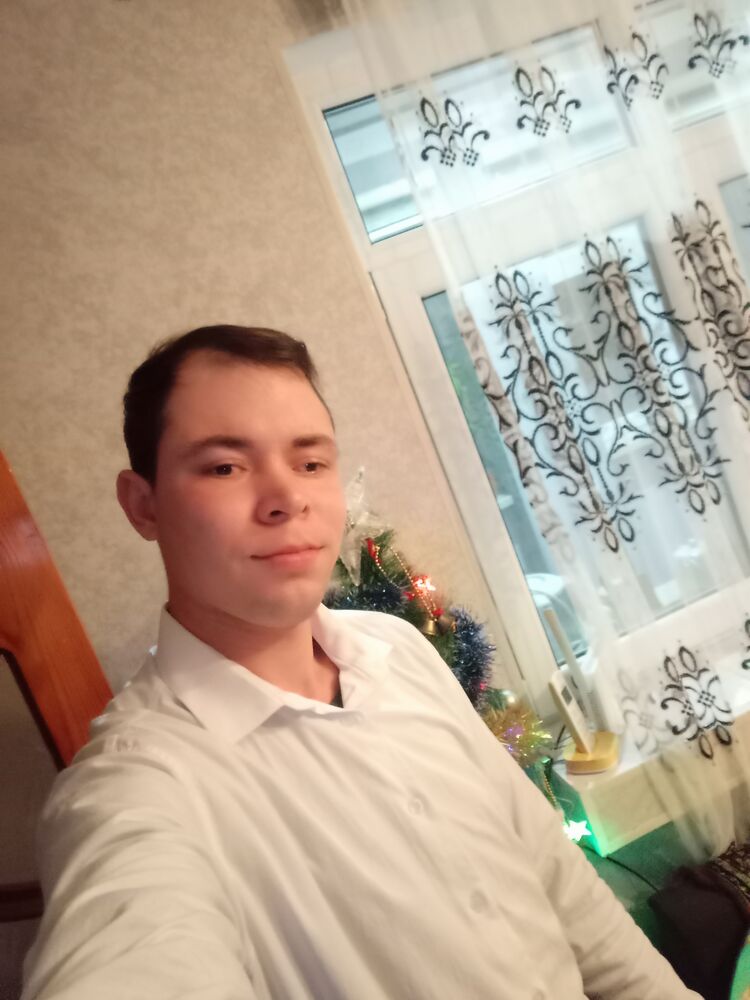  48779337  , 28 ,    
