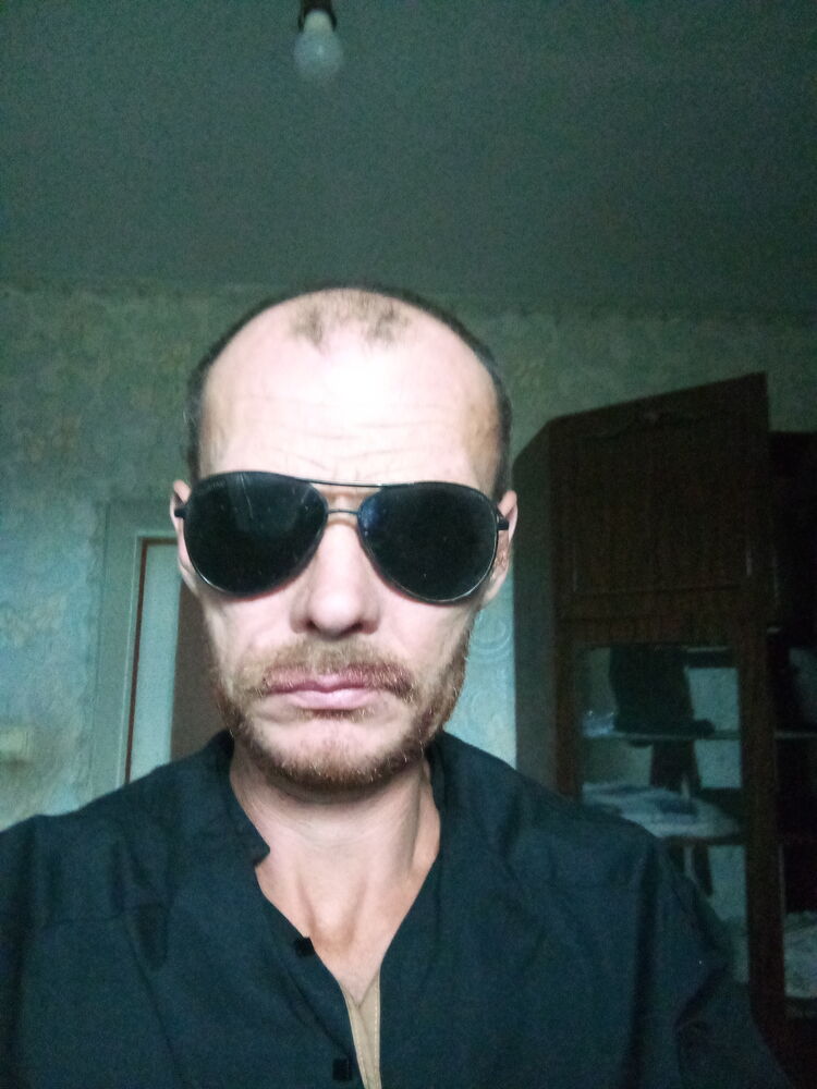  40163497  , 42 ,    