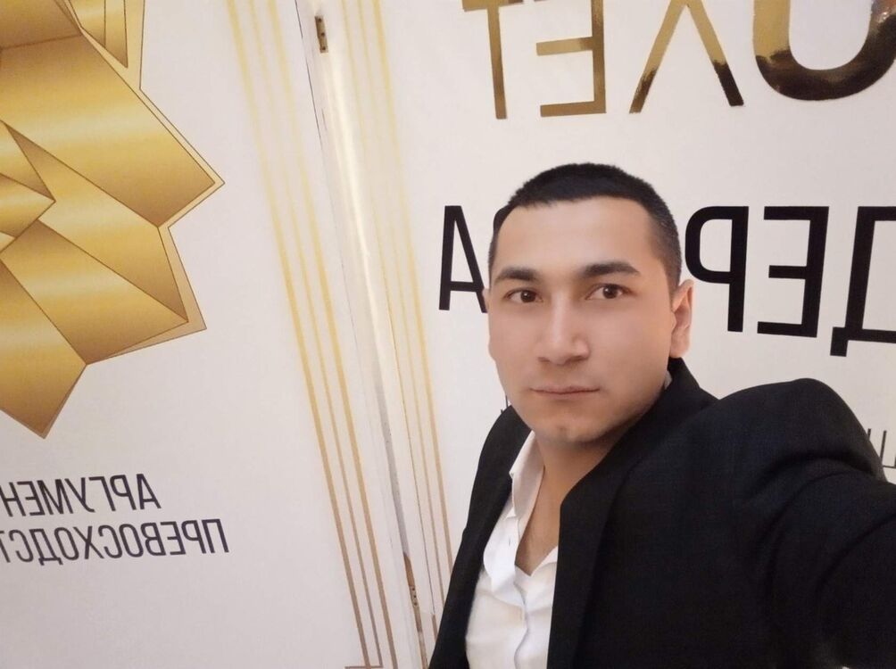  17985637  , 33 ,    