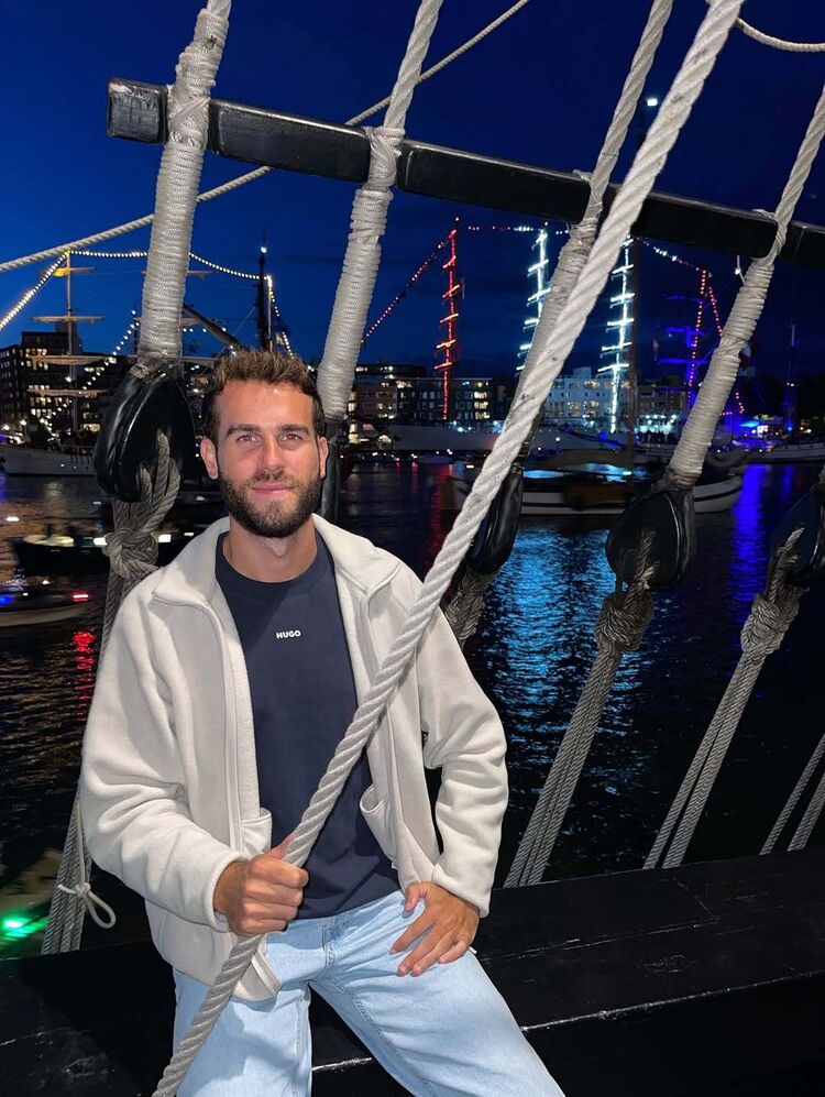 ���� 54442607 ������� ���������, 33 ����, ���� ���������� � ����������