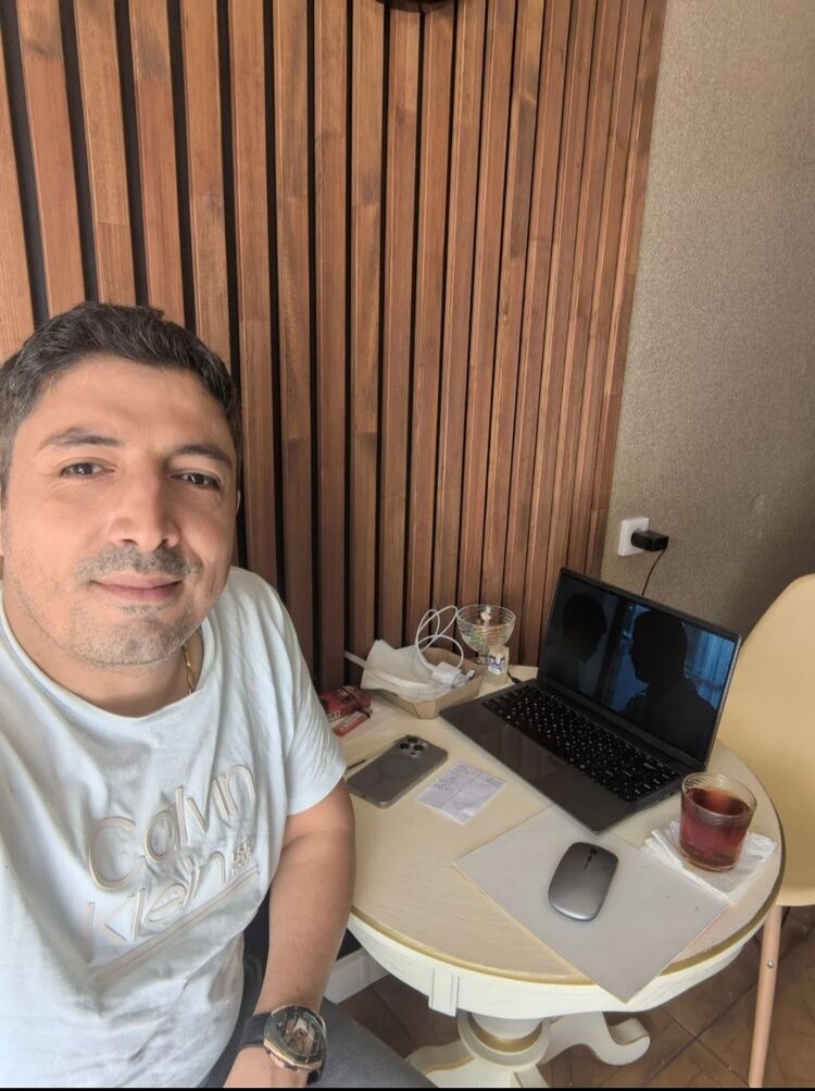  53640927  Ibrahim, 35 ,    Deleted