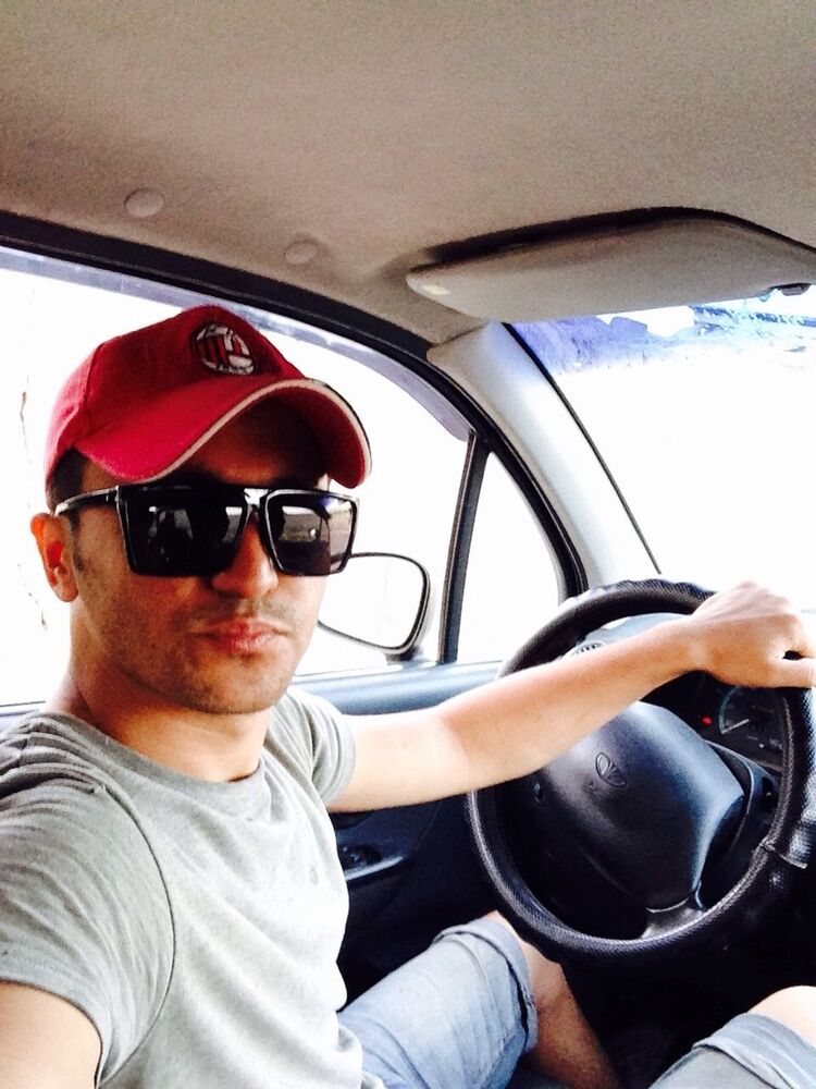  ,   Akram, 36 ,   ,   , c 