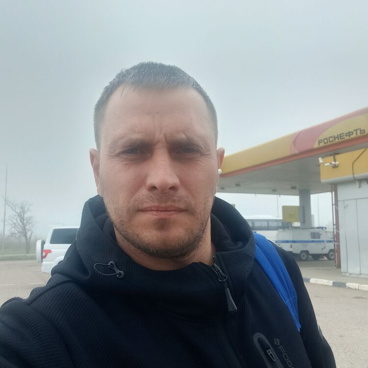  53069897  , 42 ,    