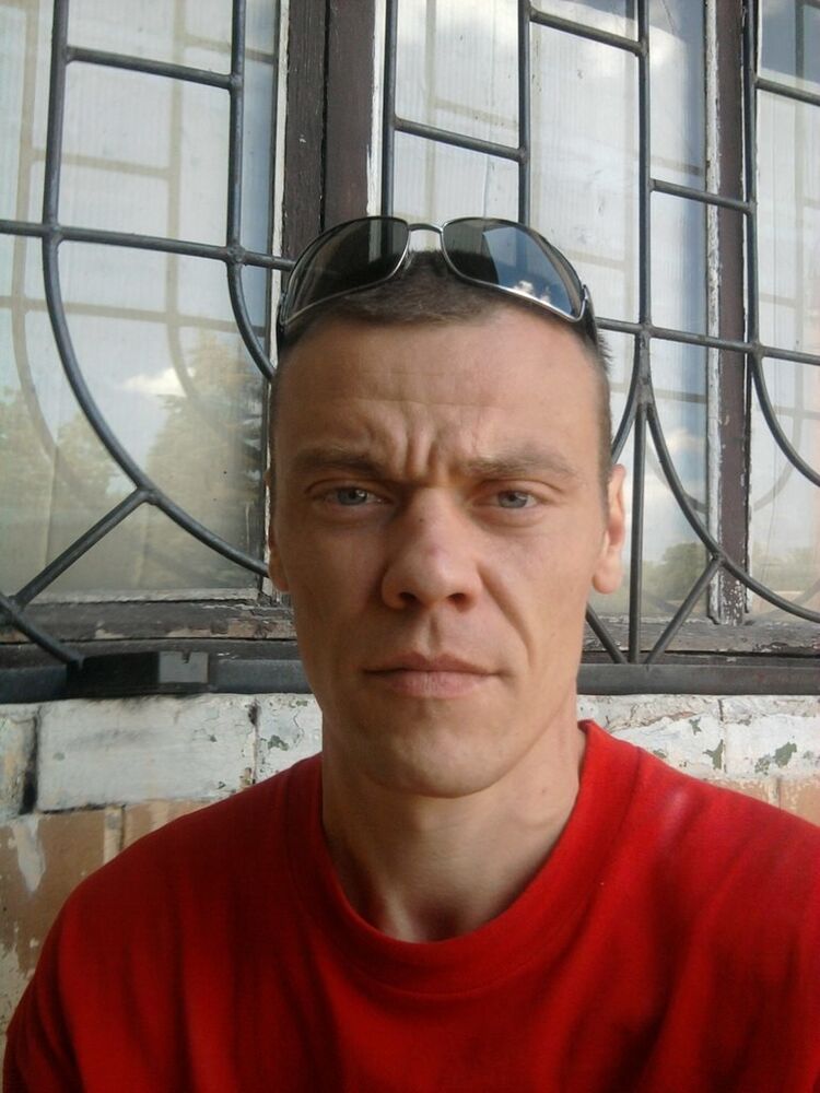  5172947  Loki, 42 ,    