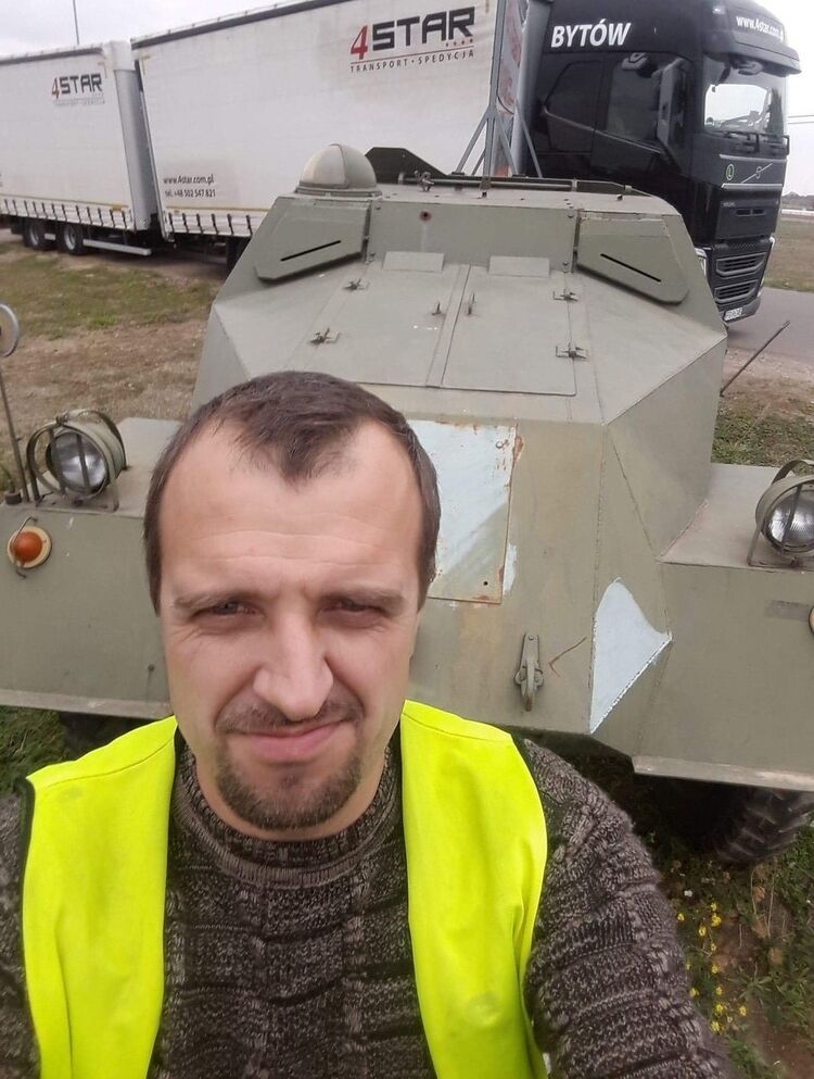  16449947  IHOR, 48 ,    Bytow