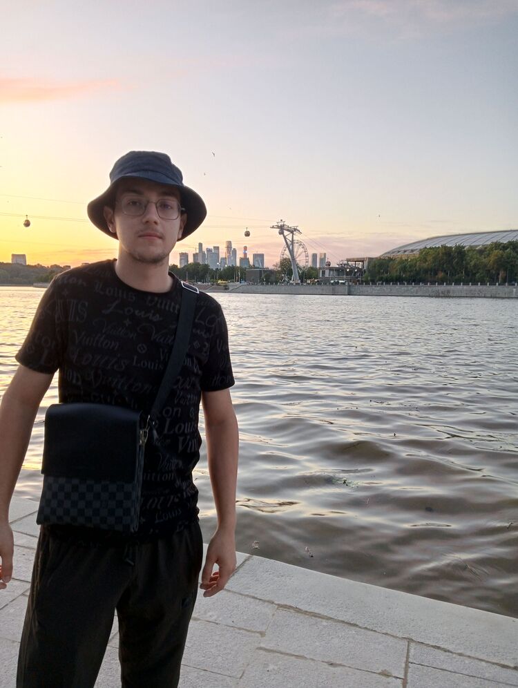 ���� 36753807 ����� Lcdwn, 21 ���, ���� ���������� � �������-��-����