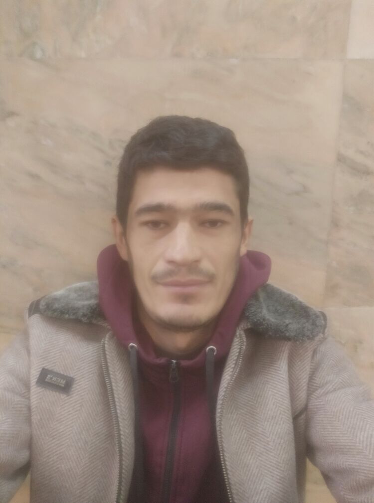  31610937  , 35 ,    