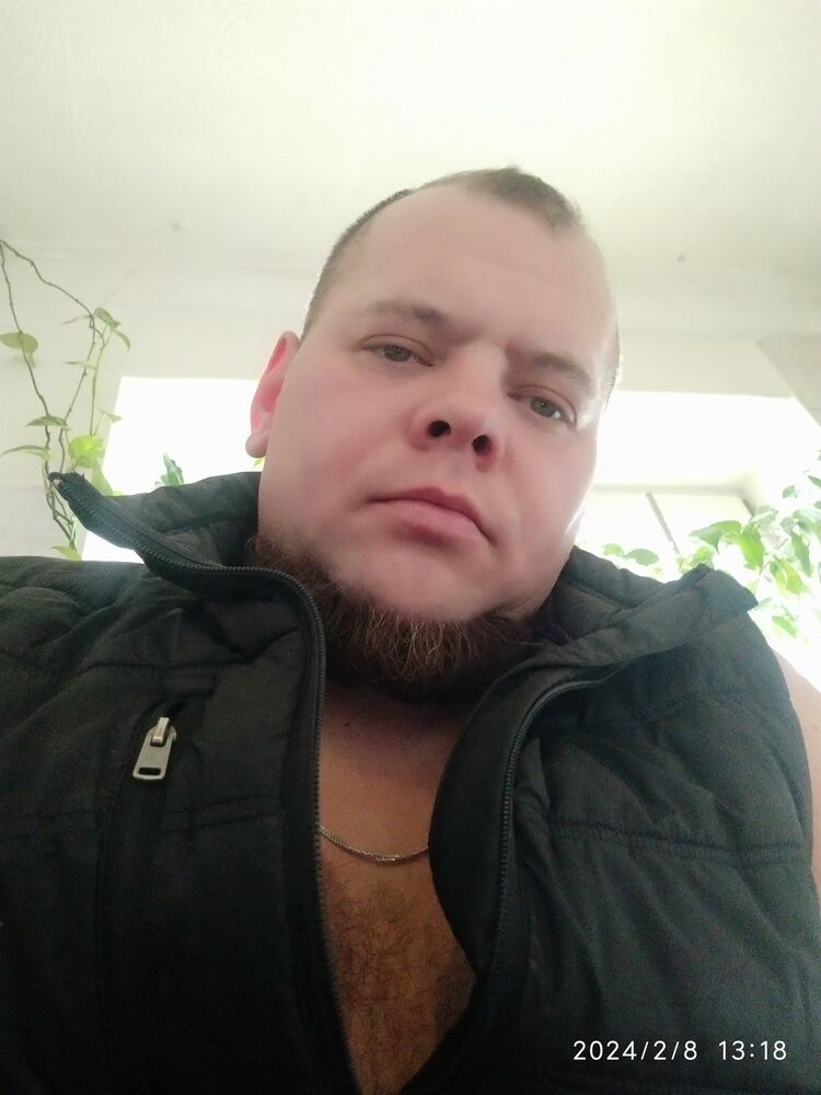 50752377  Olecsii, 39 ,    