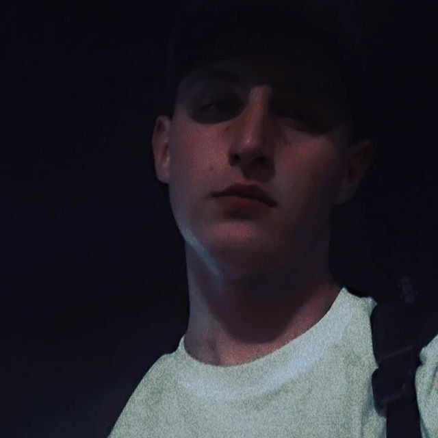  ,   Julian, 19 ,   ,   