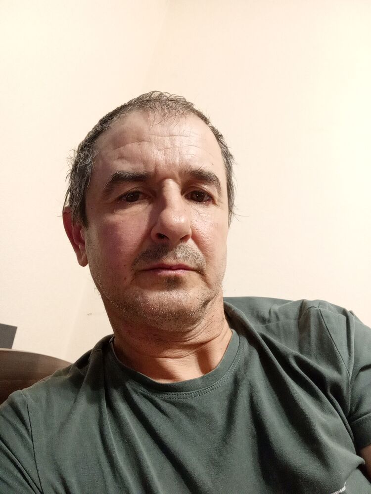  48018407  Ruslan, 45 ,    --