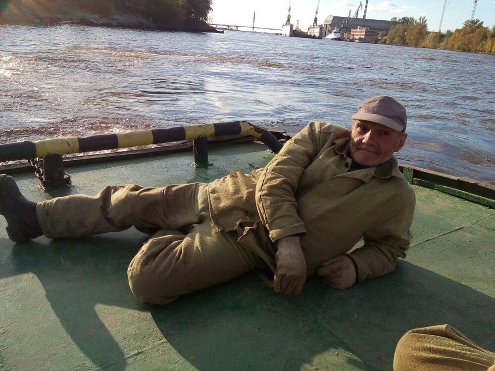  19016837  Murat, 65 ,     
