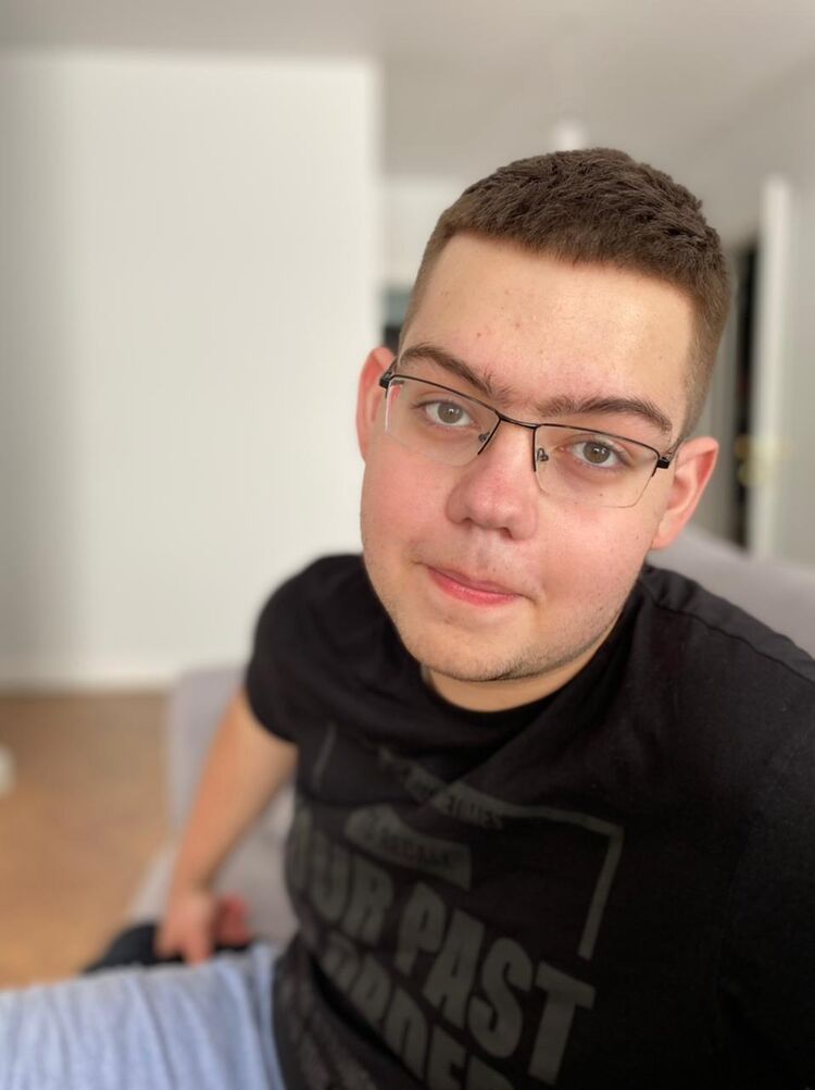  35116037  , 20 ,    