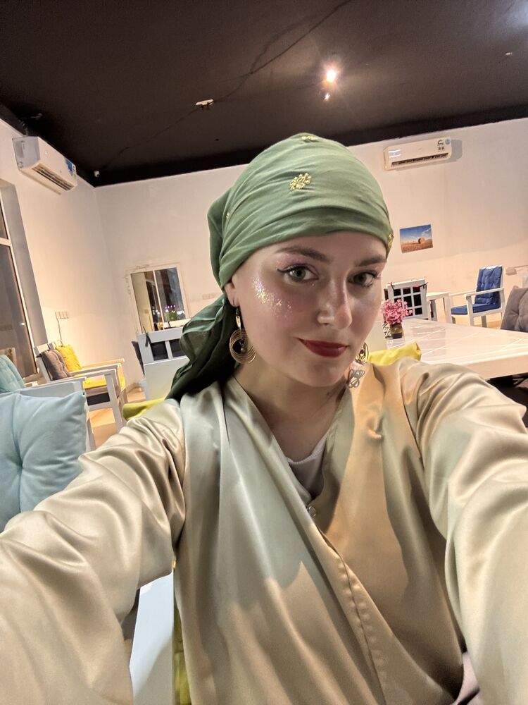  53093757  Karina, 30 ,    Muscat