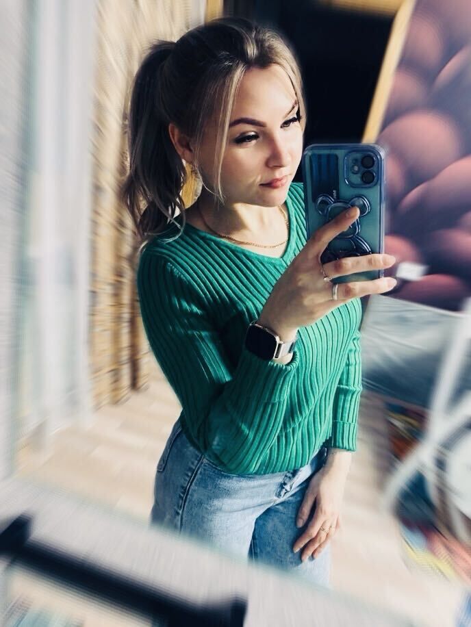  ,   Katya, 26 ,  