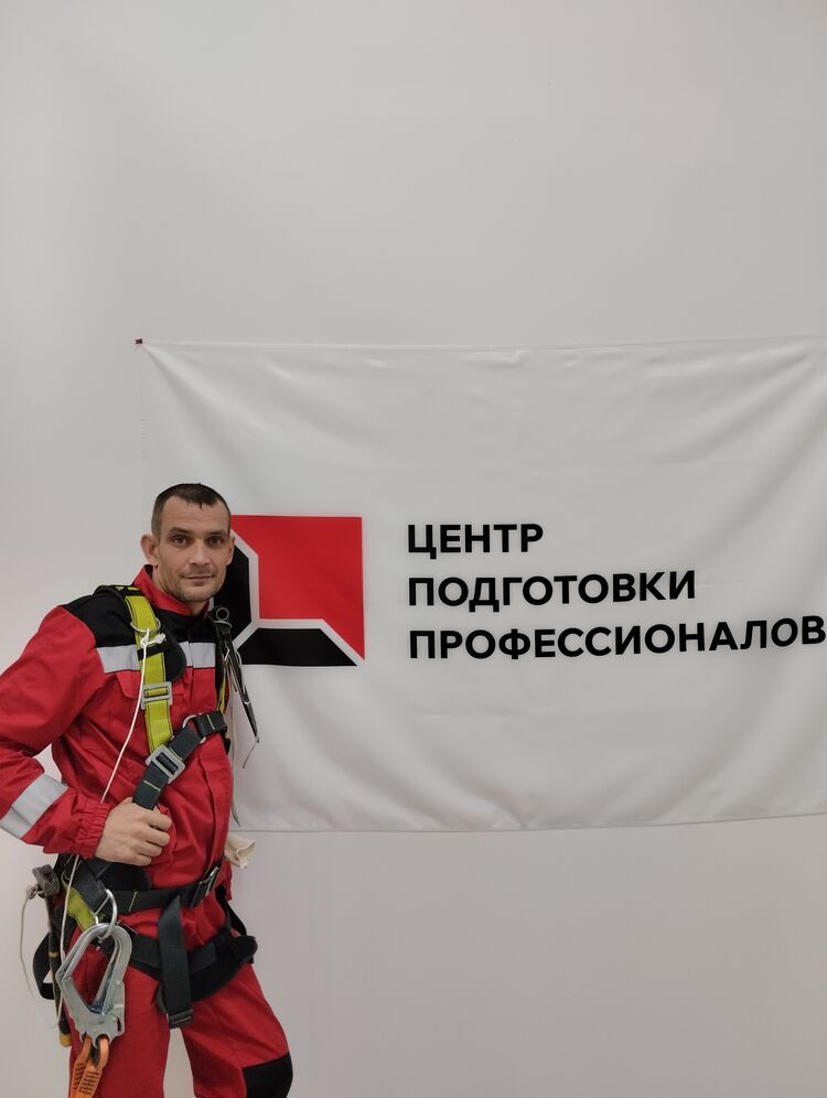  42148457   , 43 ,    