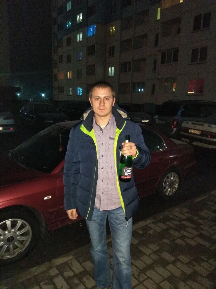  18897007  , 31 ,    