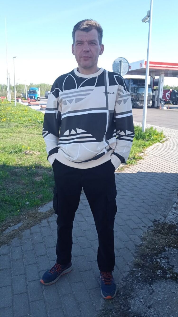  38677107  , 48 ,    