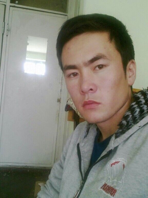  ,   Azamat, 32 ,     , c 