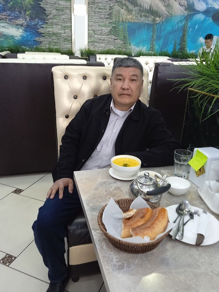  46483797  Taalaibek, 55 ,    