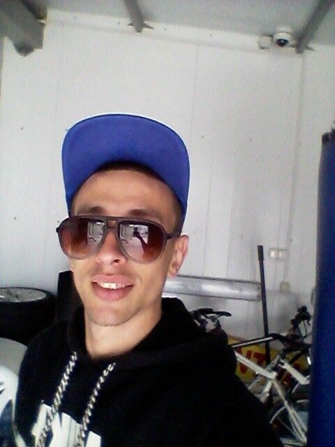  10973807  , 33 ,    -