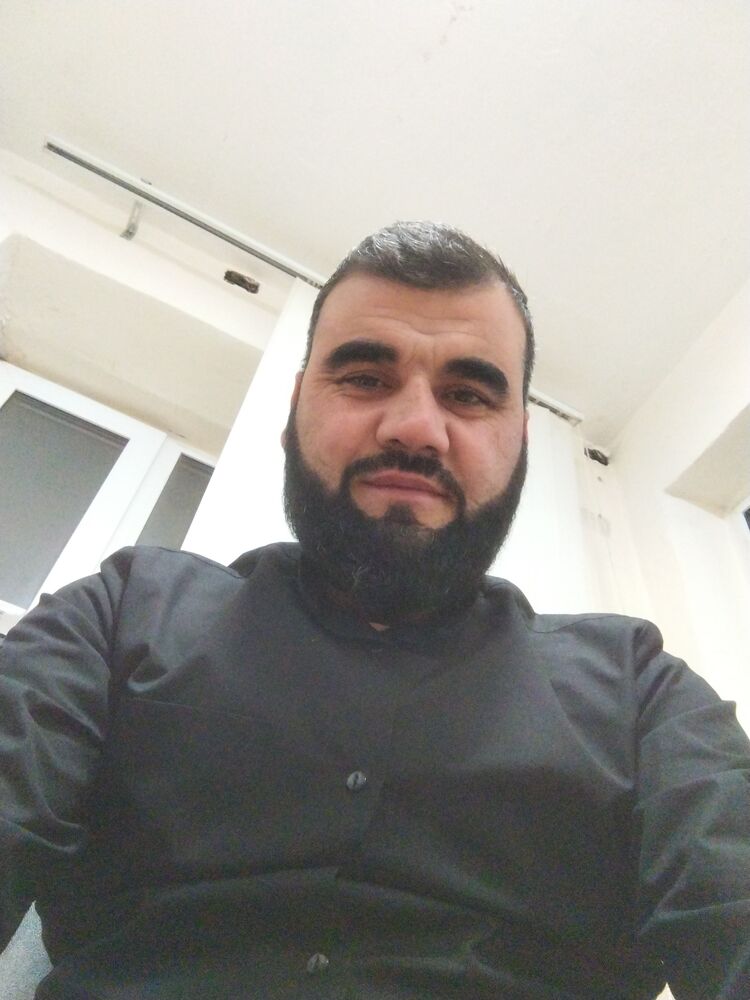  39008847  , 33 ,    