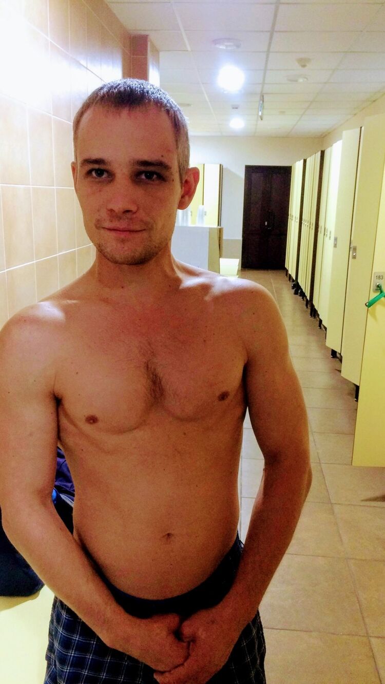 ,   Yury, 37 ,   ,   , c , 